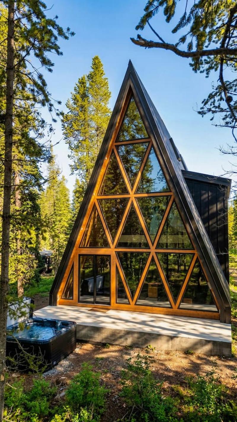 Dawn A-Frame – Sleeps 8